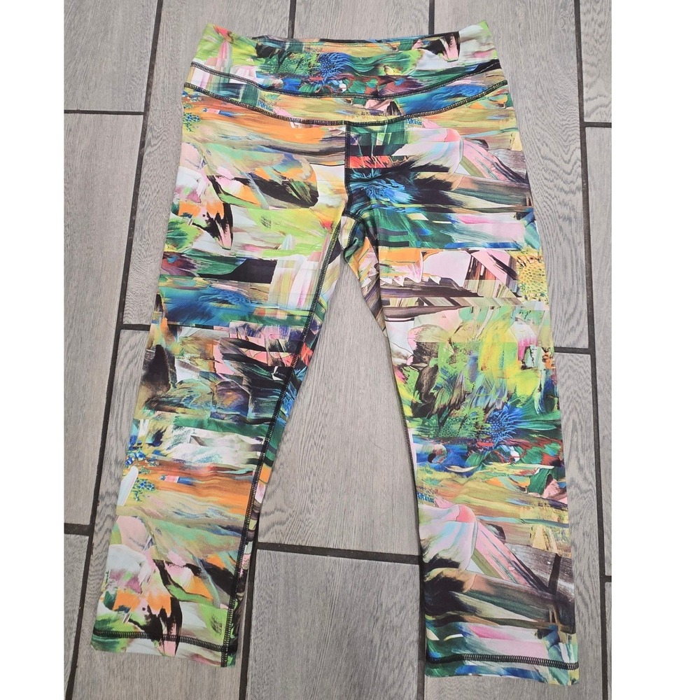 Lucy Wunder Under Crop Leggings Multi Color Abstract Print Yoga Pants L/G